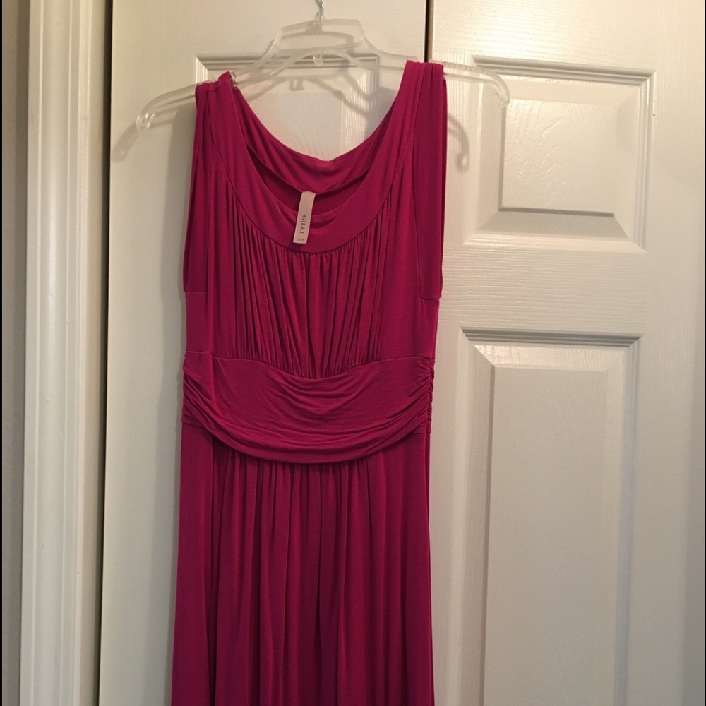 EUC Gilli Size M dress
